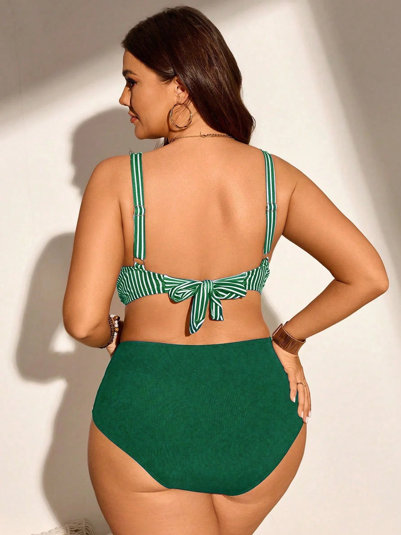Biquíni Plus Size com Fivela