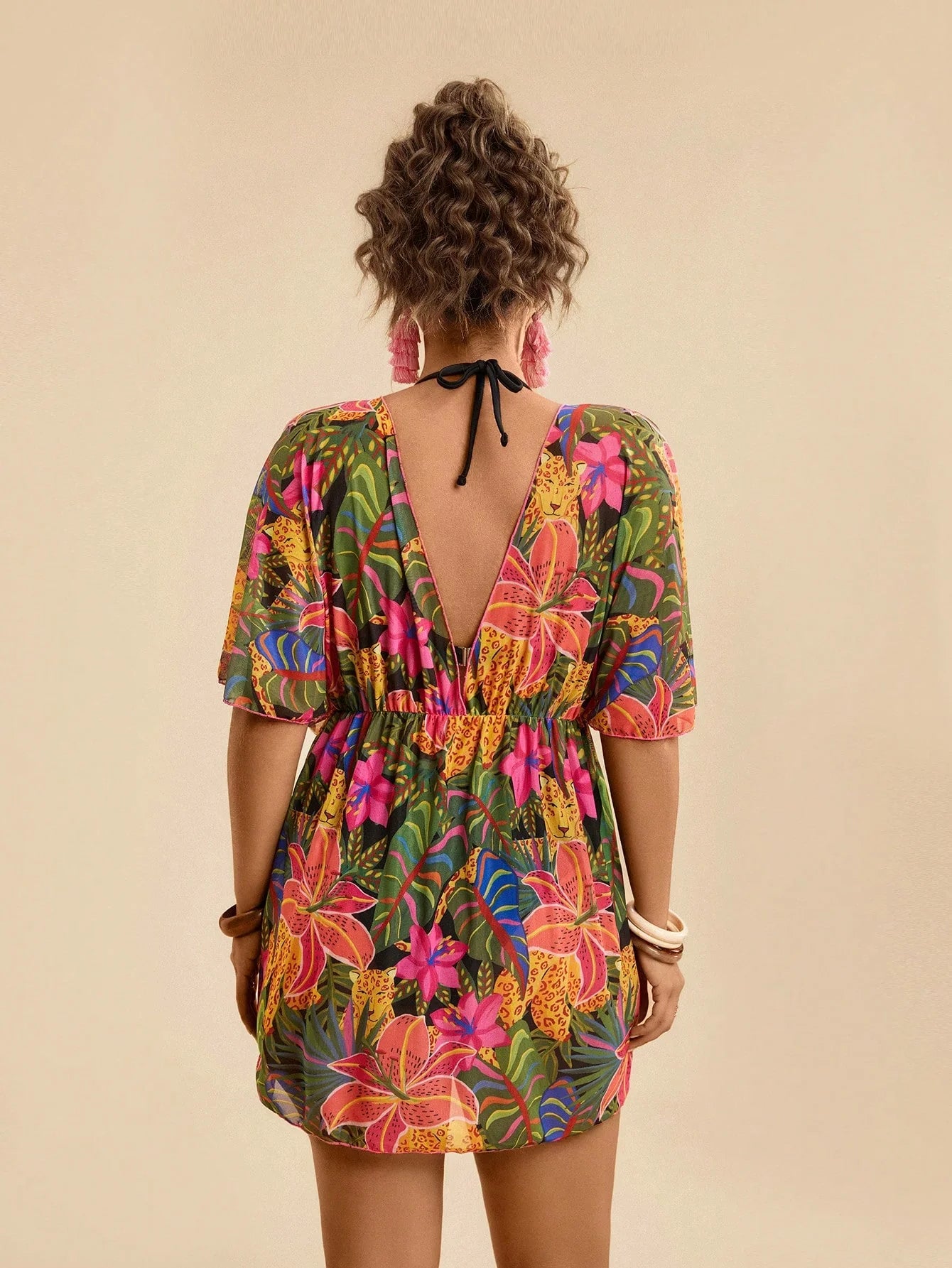 Saída de Praia Plus Size Tie Back