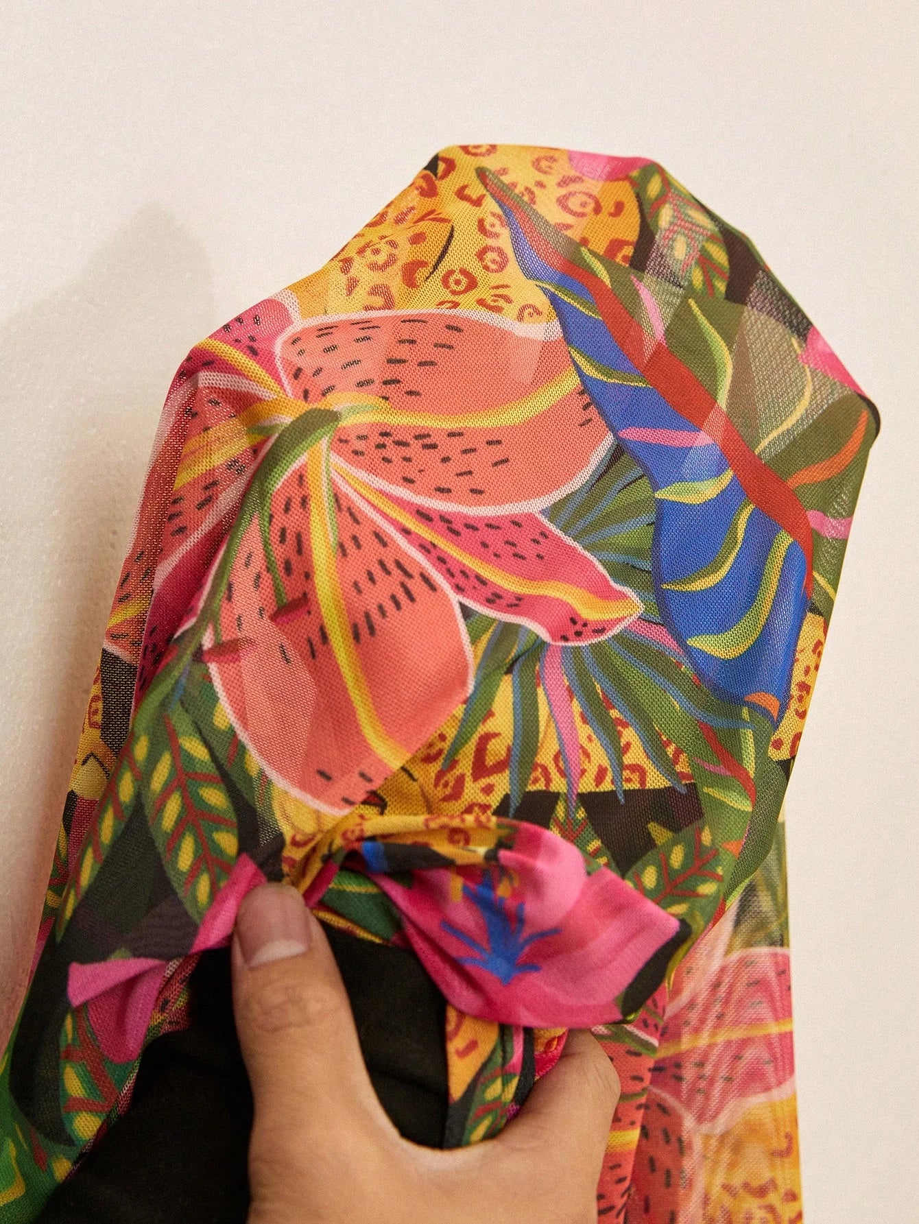 Saída de Praia Plus Size Tie Back