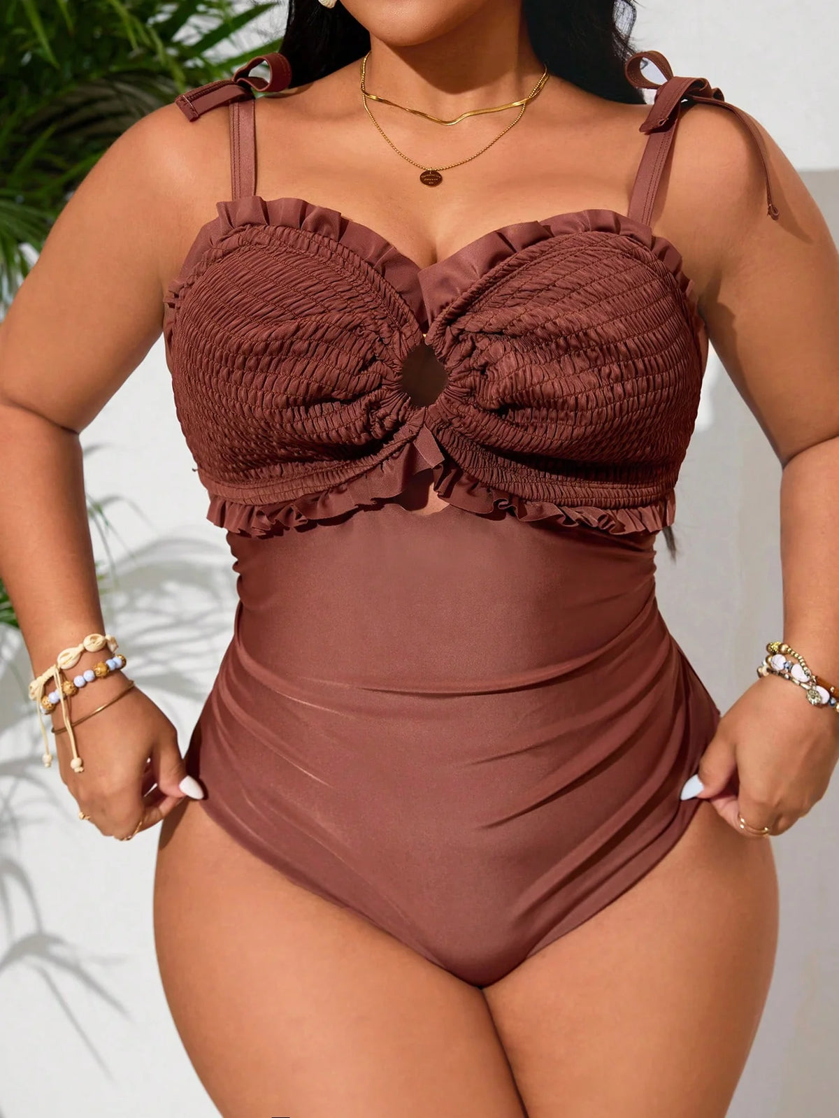 Maiô Plus Size Franzido com Babado