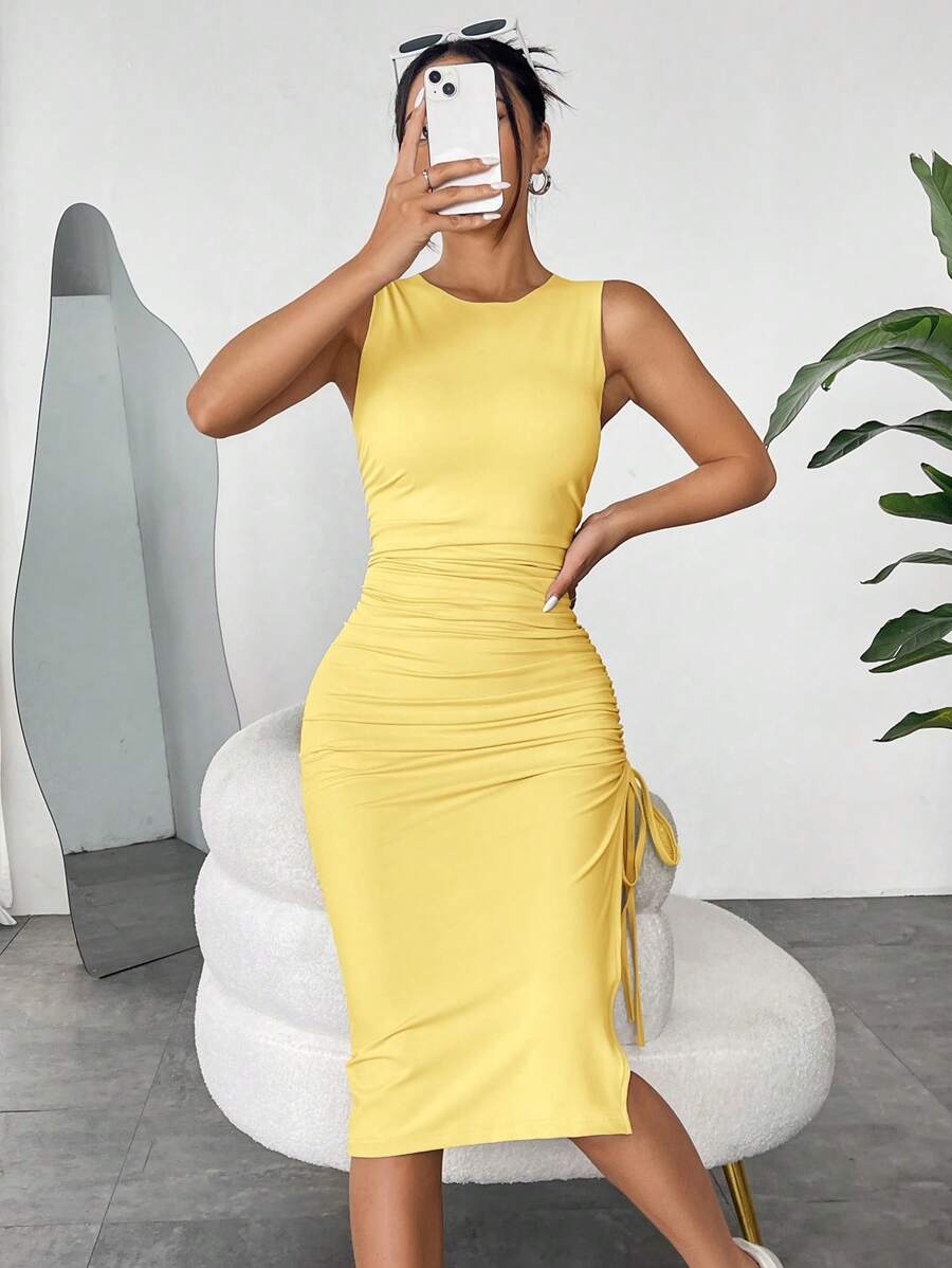 Vestido Midi Justo com Cordão e Fenda Lateral - La Lecce