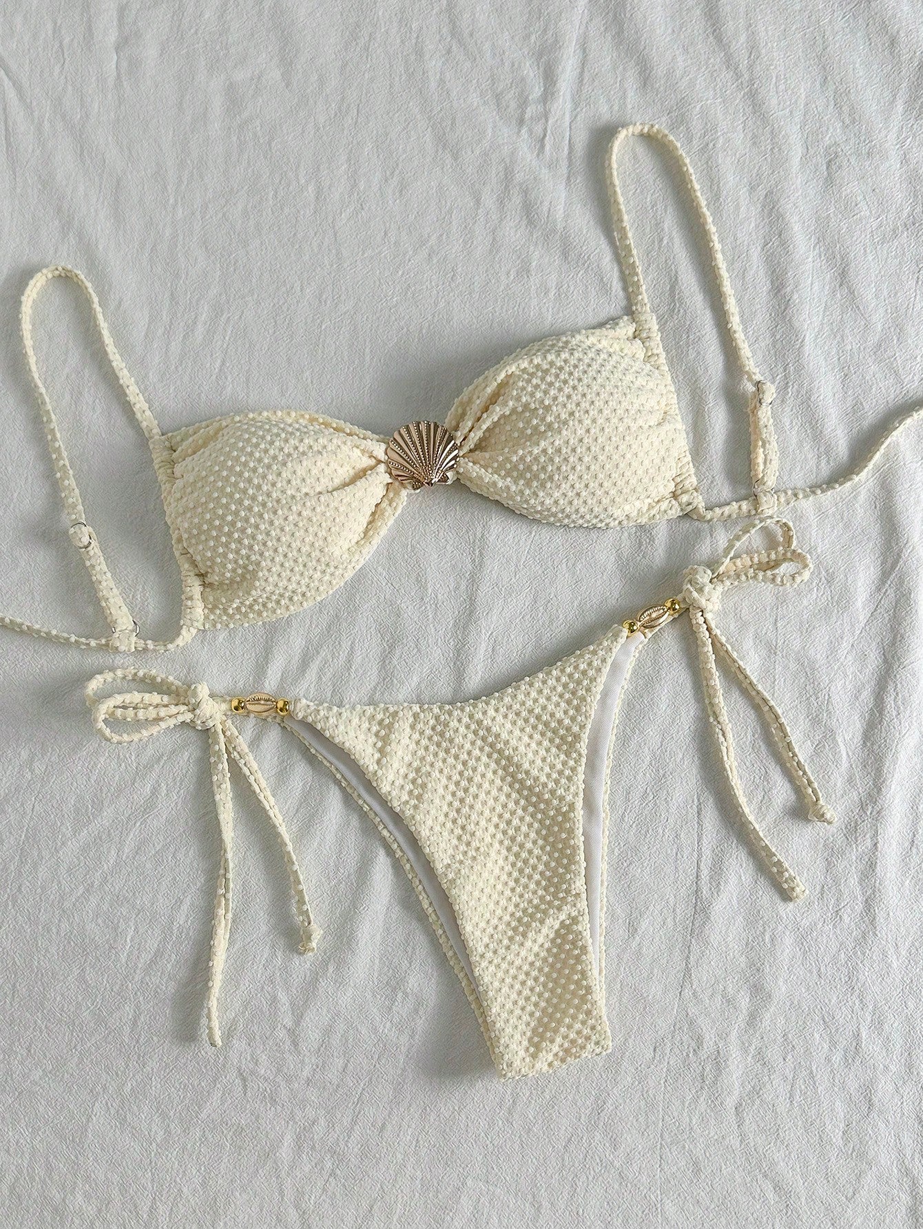 Biquíni Alças Finas com Tie Back e Nó Lateral
