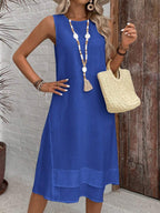 Vestido Midi Minimalista com Gola Redonda e Bainha Assimétrica - La Lecce