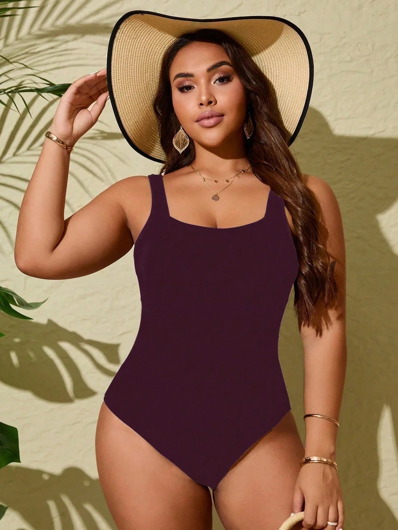 Maiô Plus Size Decote U