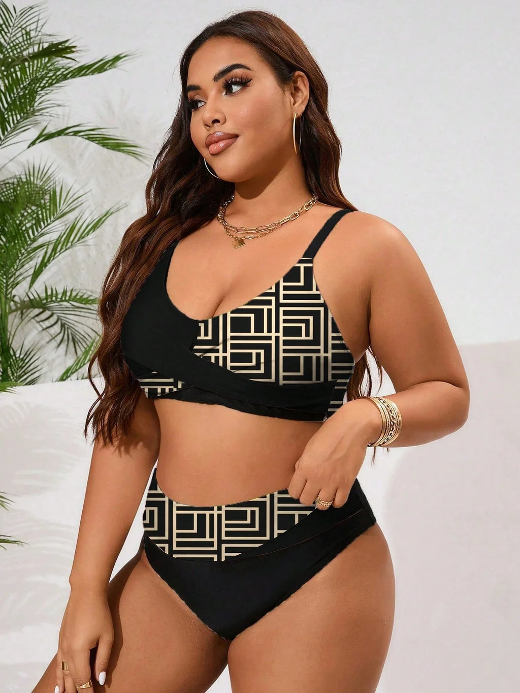 Biquíni Plus Size Estampa Geométrica