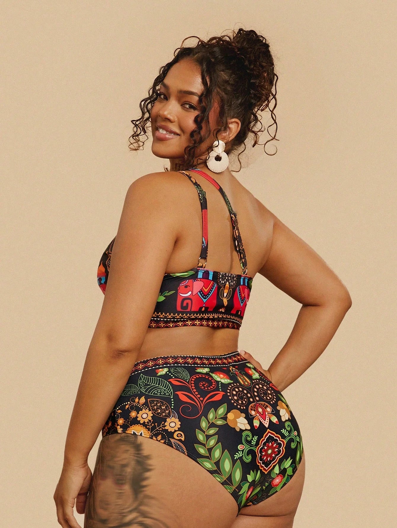 Biquíni Plus Size Ombro Único
