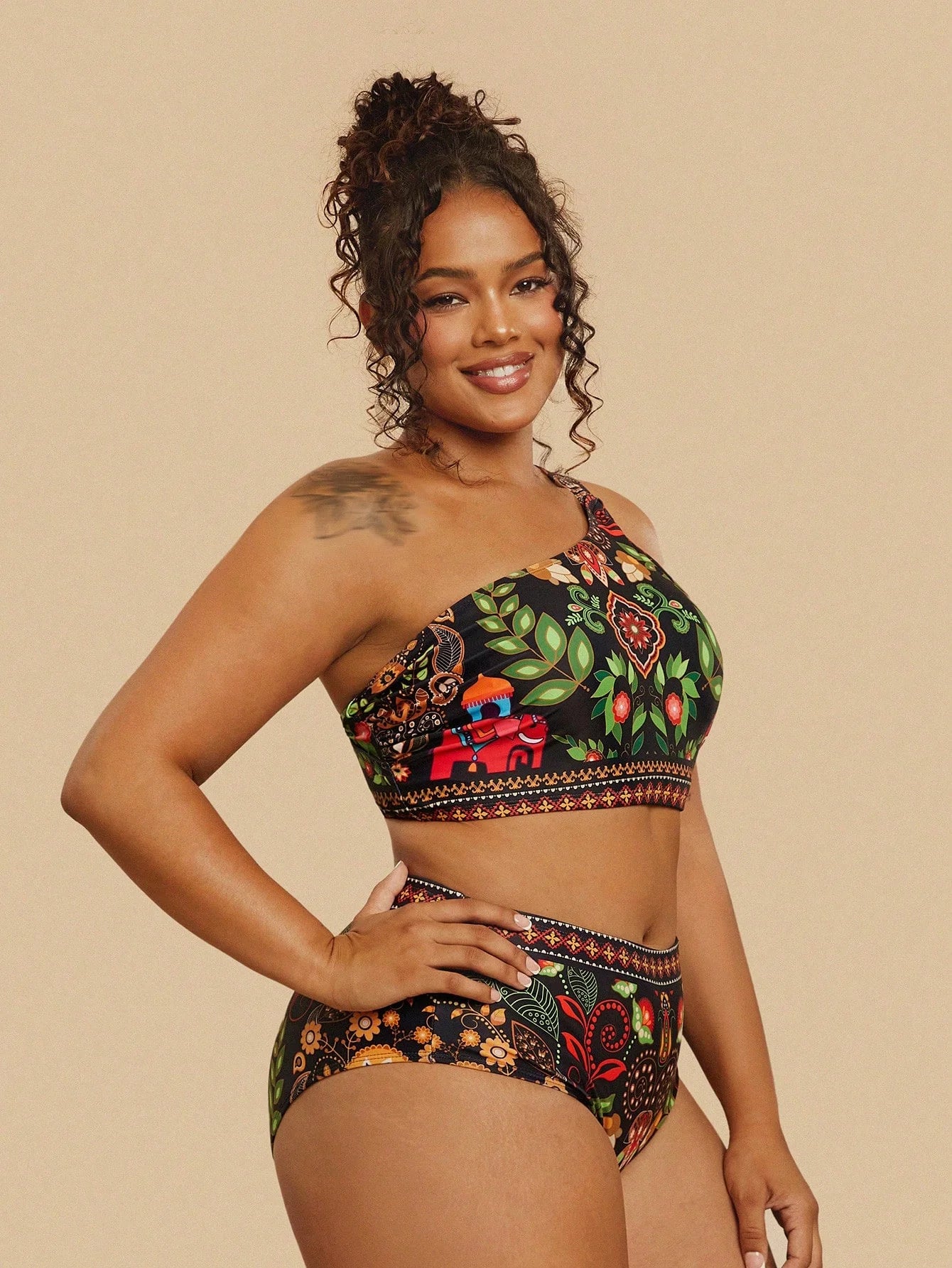 Biquíni Plus Size Ombro Único