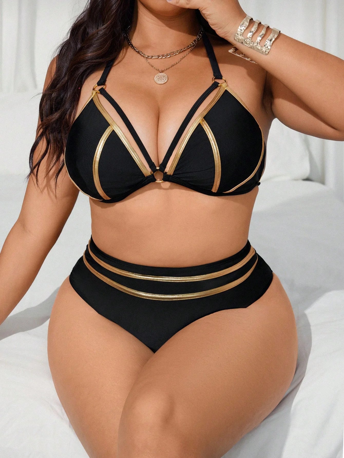 Biquíni Plus Size Tie Back Frente Única