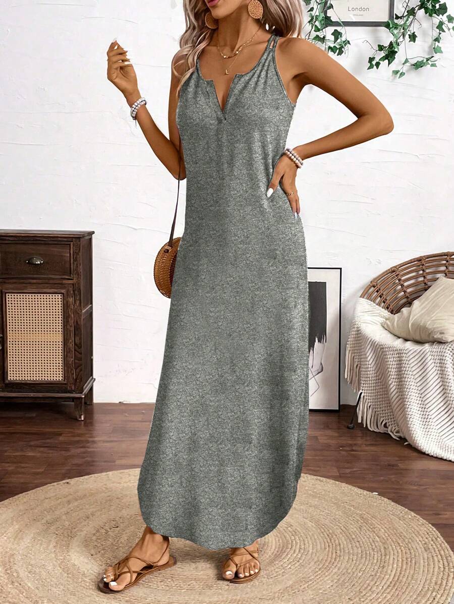 Vestido Longo de Alças com Listras Verticais e Fenda - La Lecce