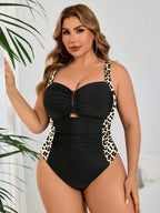 Maiô Plus Size Texturizado com Anel