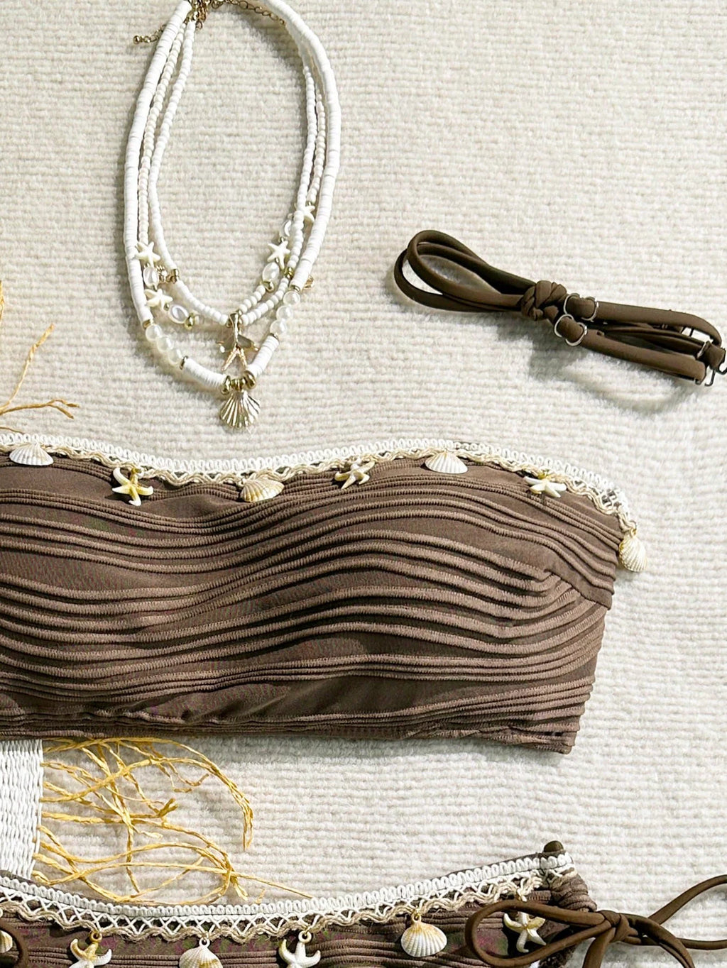 Biquíni Bandeau com Nó Lateral