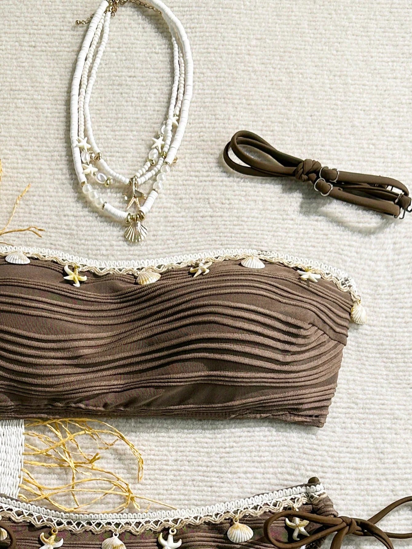 Biquíni Bandeau com Nó Lateral