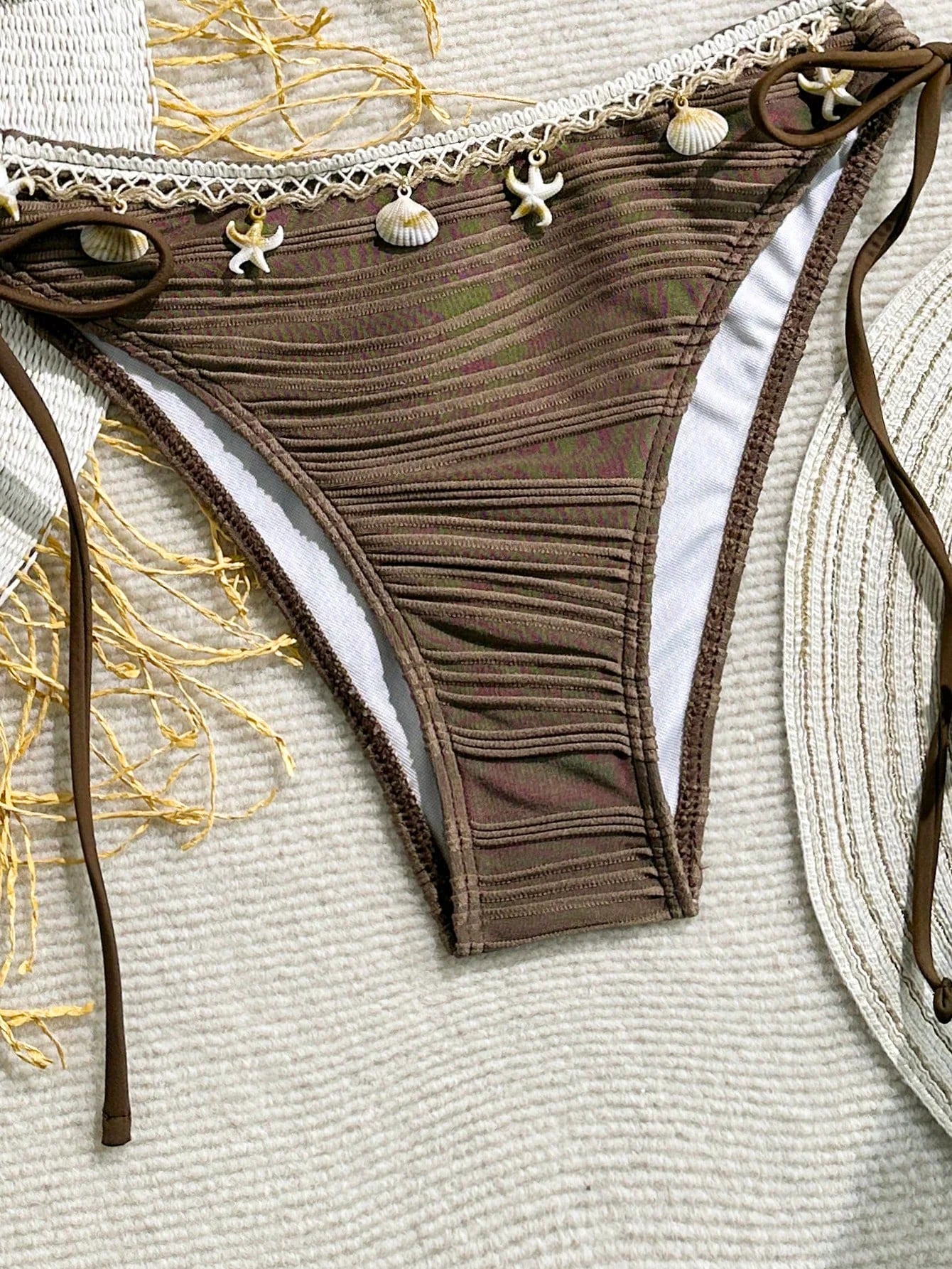 Biquíni Bandeau com Nó Lateral