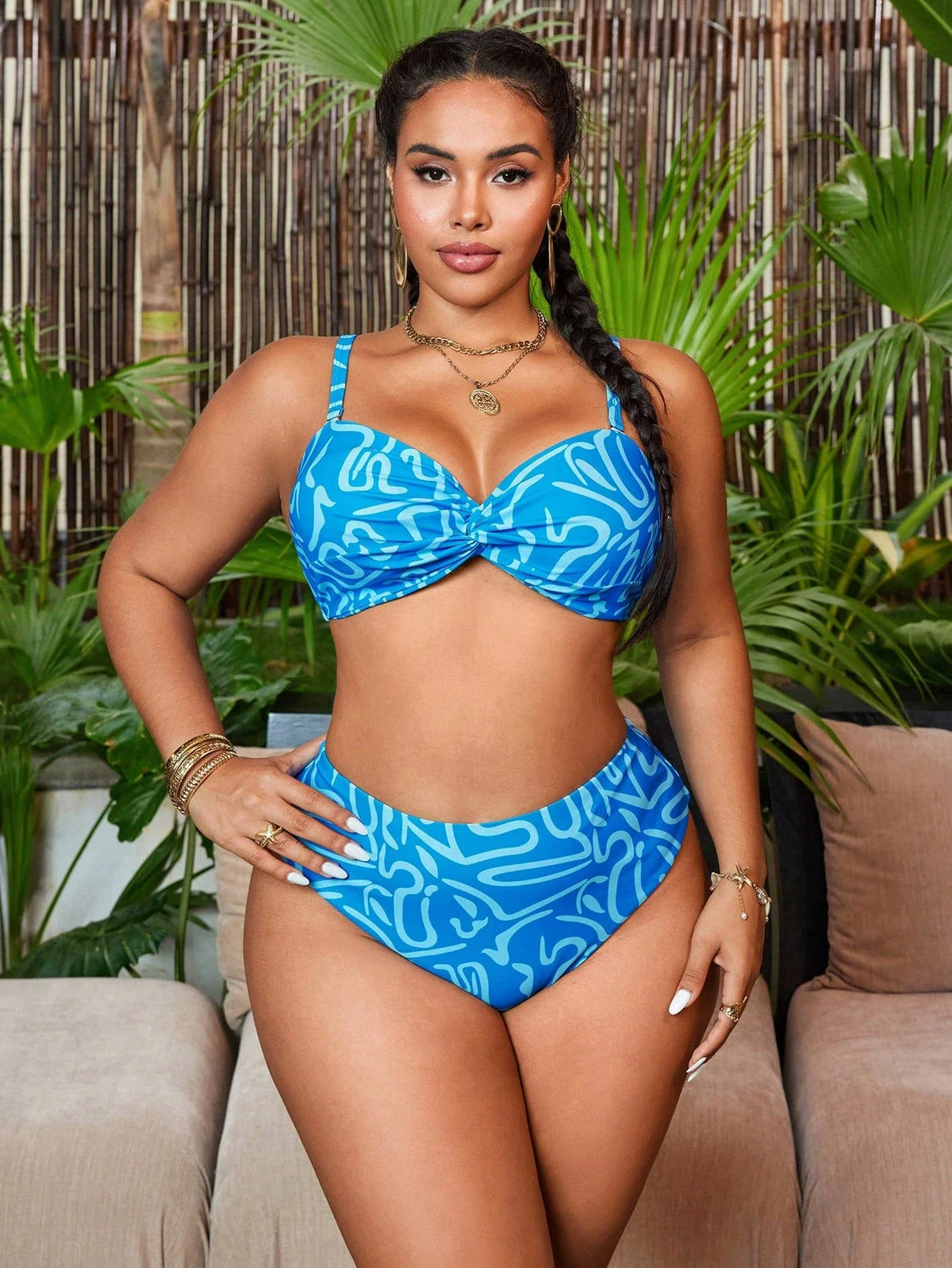 Biquíni Plus Size com Alças Finas