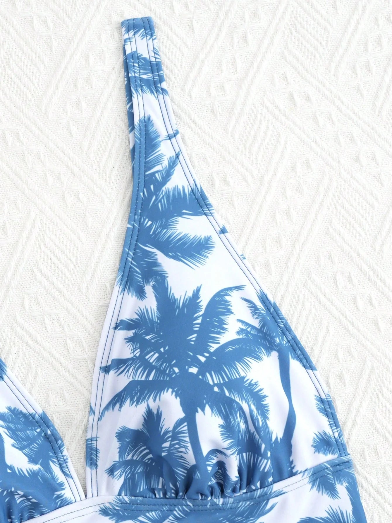 Tankini com Decote V e Costas Abertas