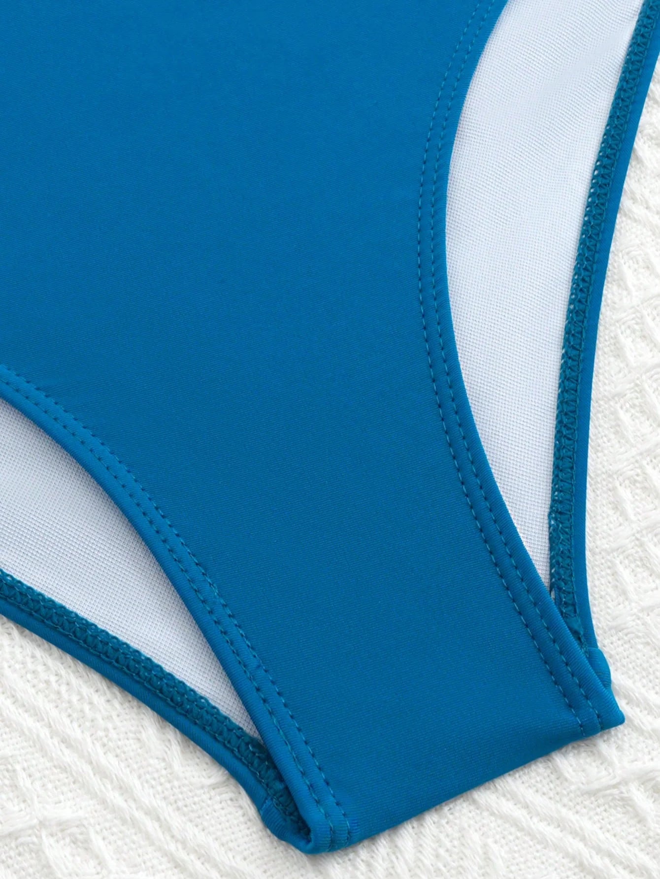 Tankini com Decote V e Costas Abertas
