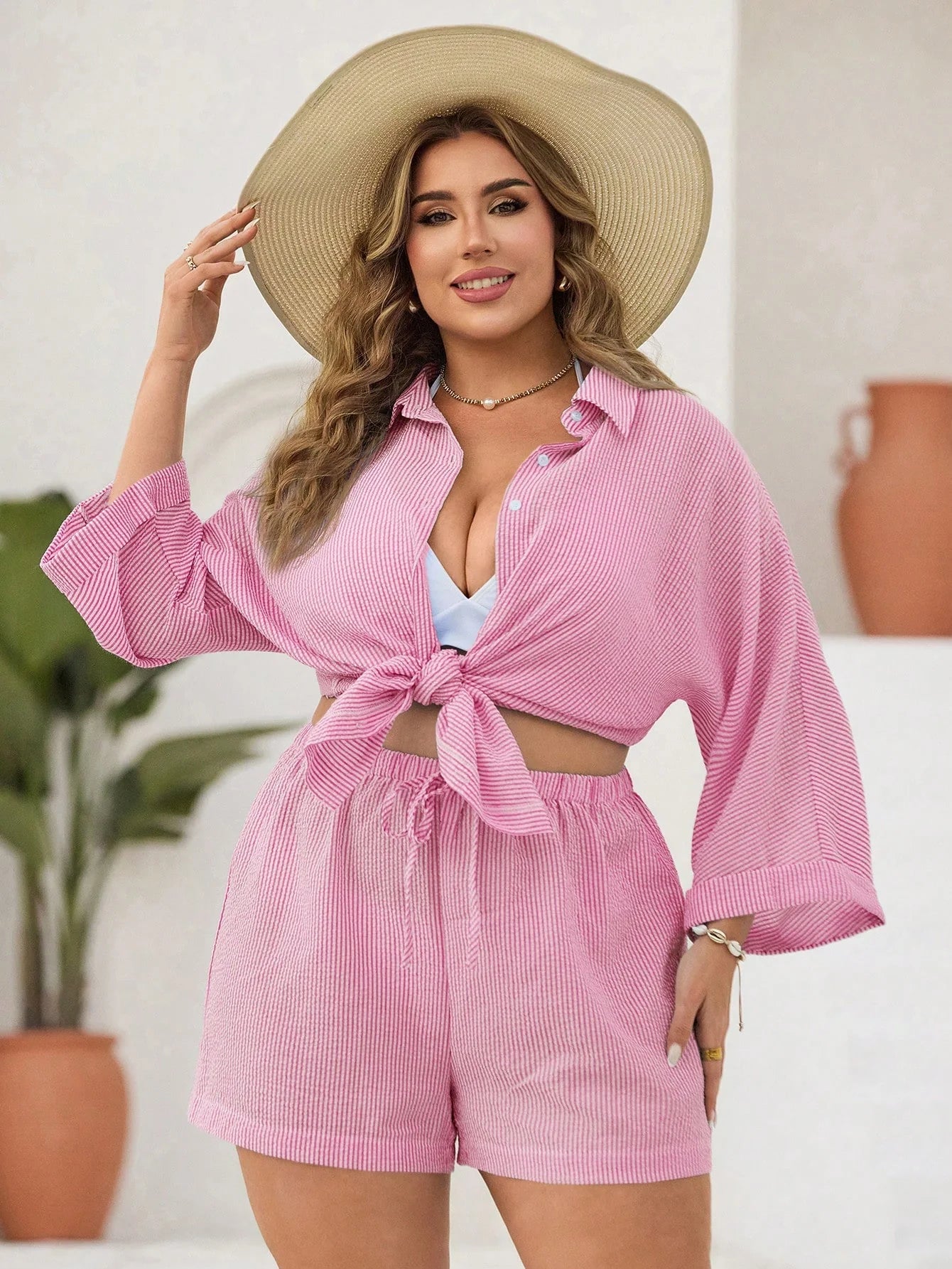 Conjunto Plus Size Listrado com Botões