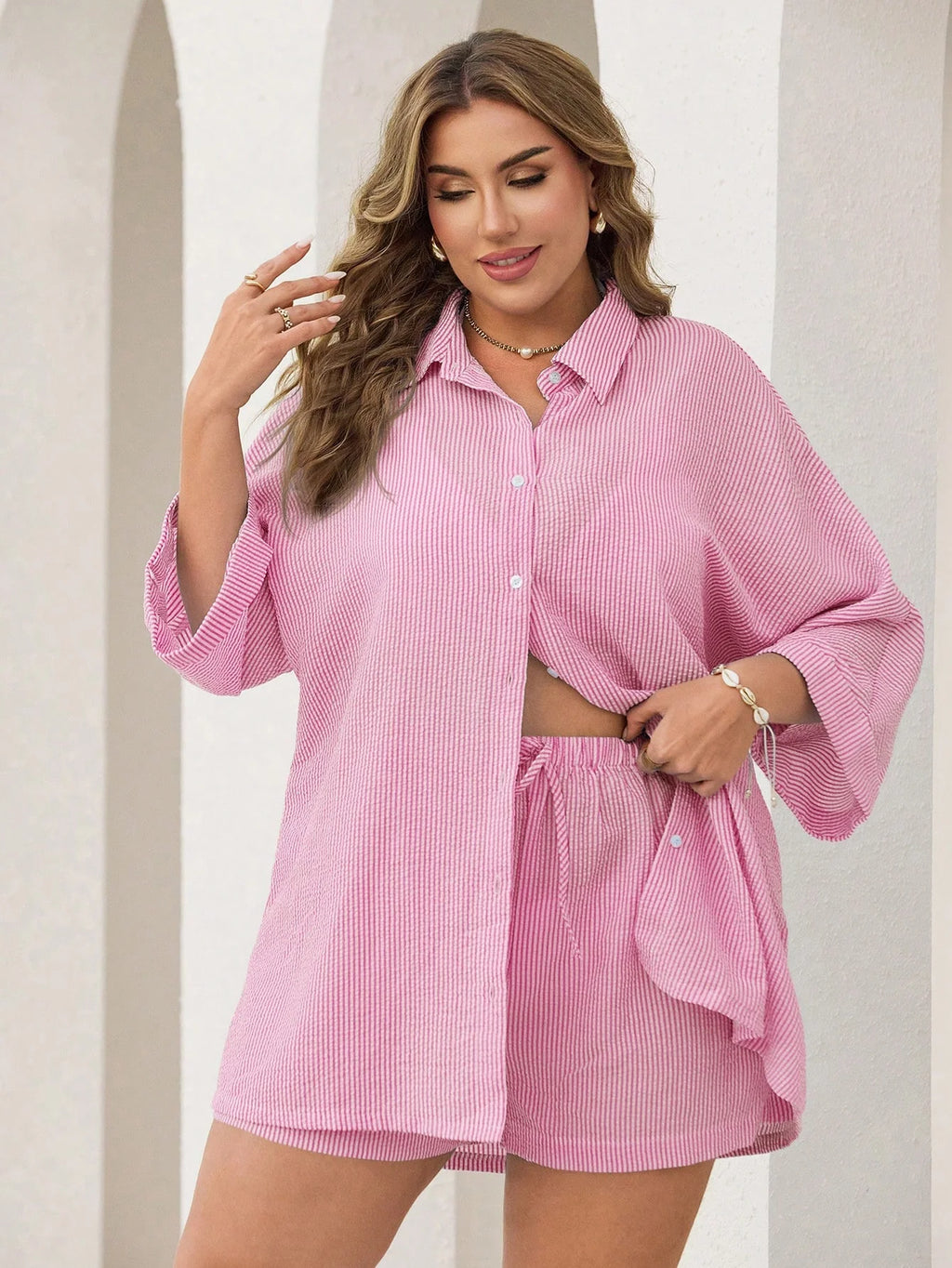 Conjunto Plus Size Listrado com Botões
