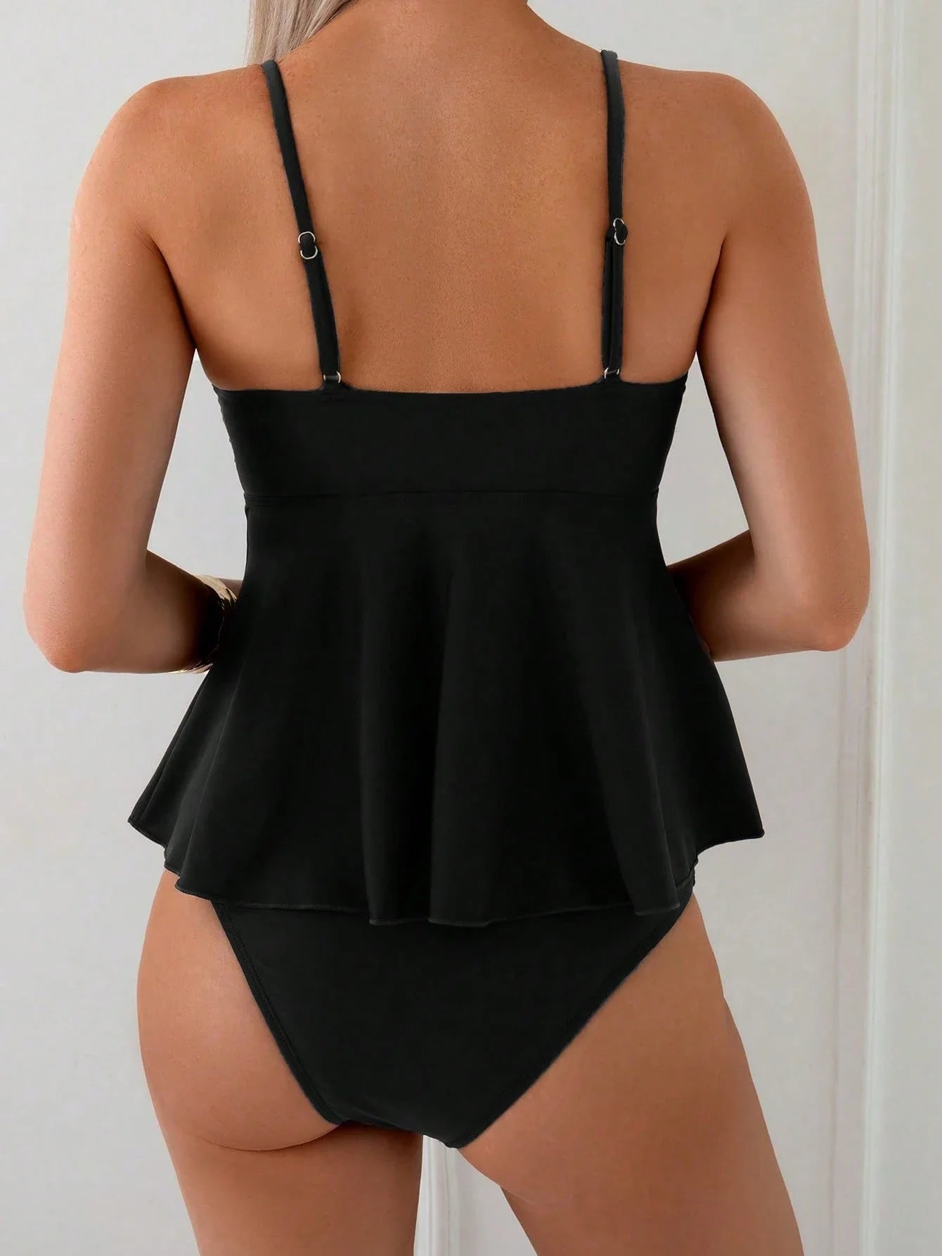 Tankini Enrugado com Babado e Alças Finas