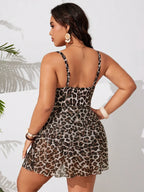 Maiô Vestido Plus Size com Nó Frontal