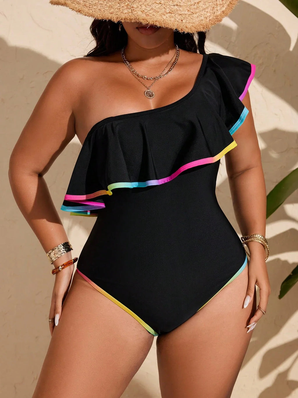 Maiô Plus Size Decote Assimétrico