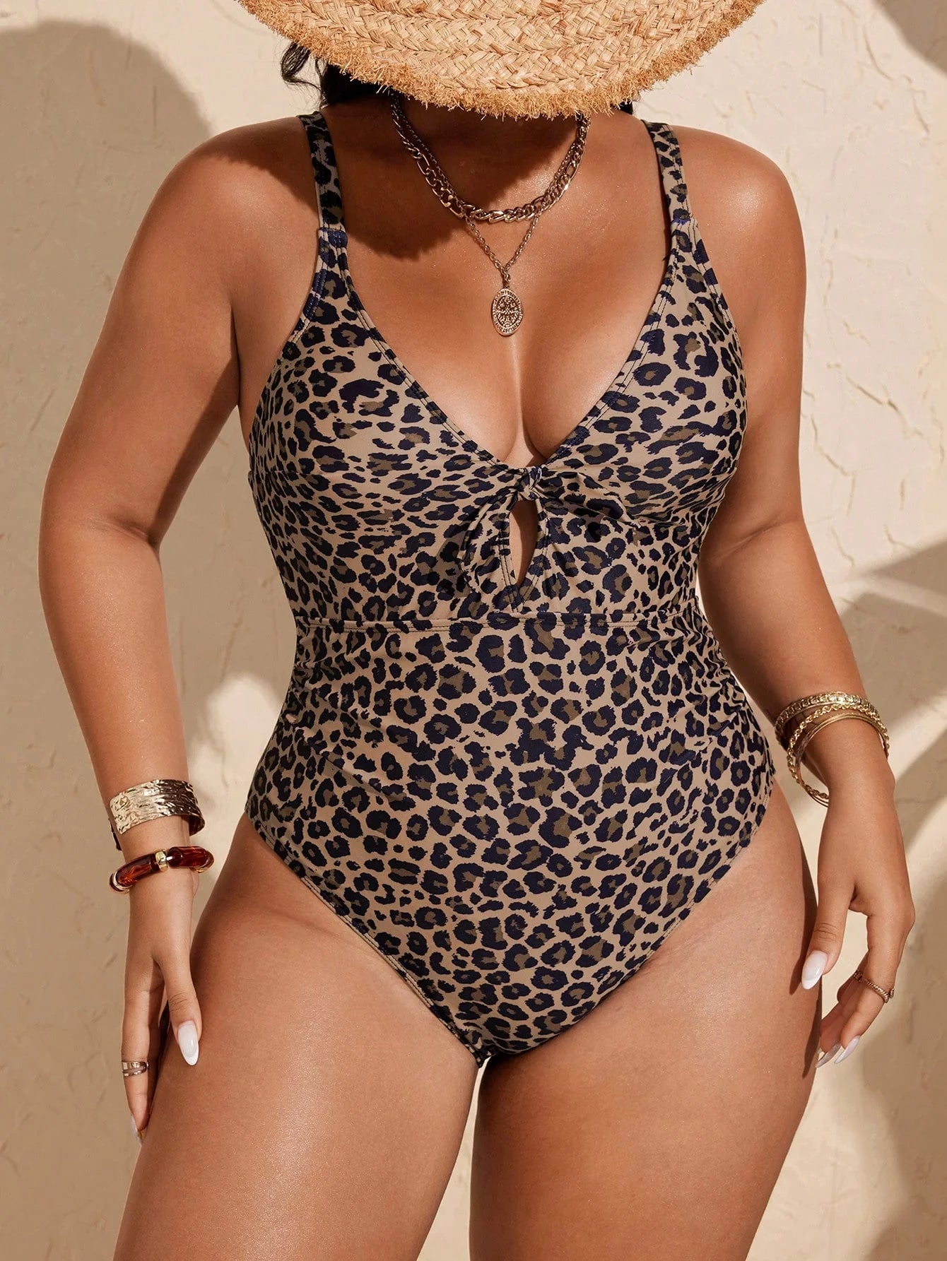 Maiô Plus Size Longo com Fivela