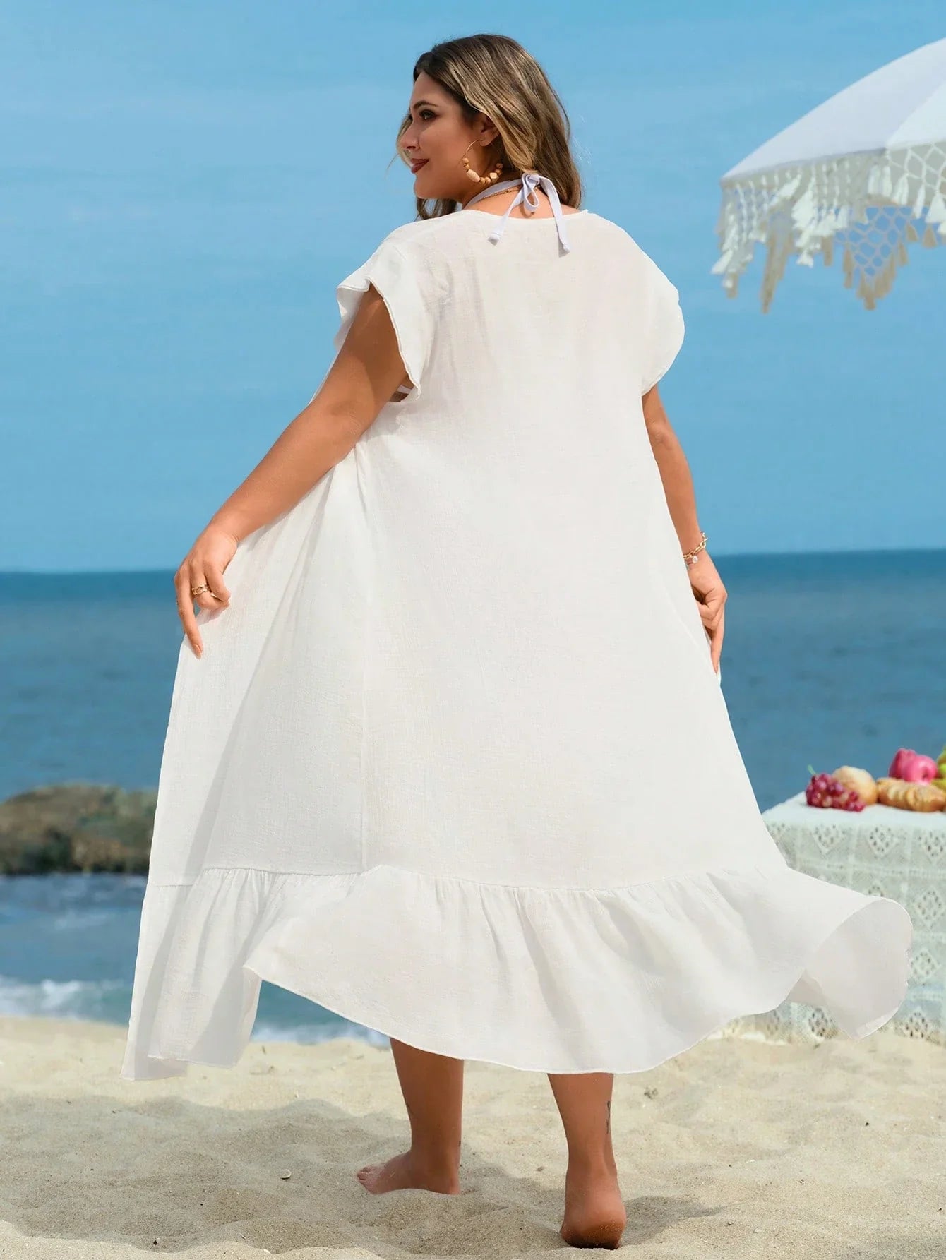 Saída de Praia Plus Size com Cinto