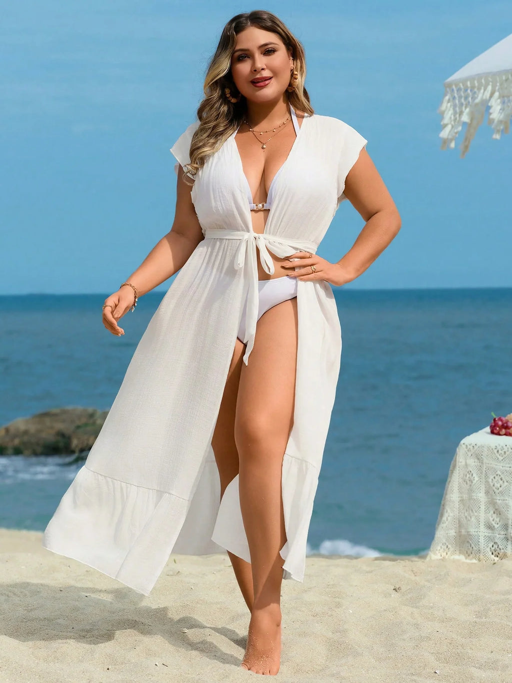 Saída de Praia Plus Size com Cinto