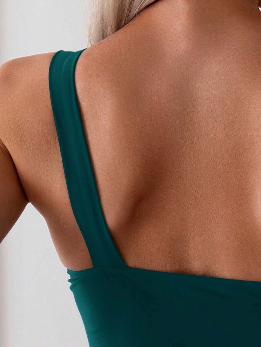 Maiô One Shoulder Golden Detail