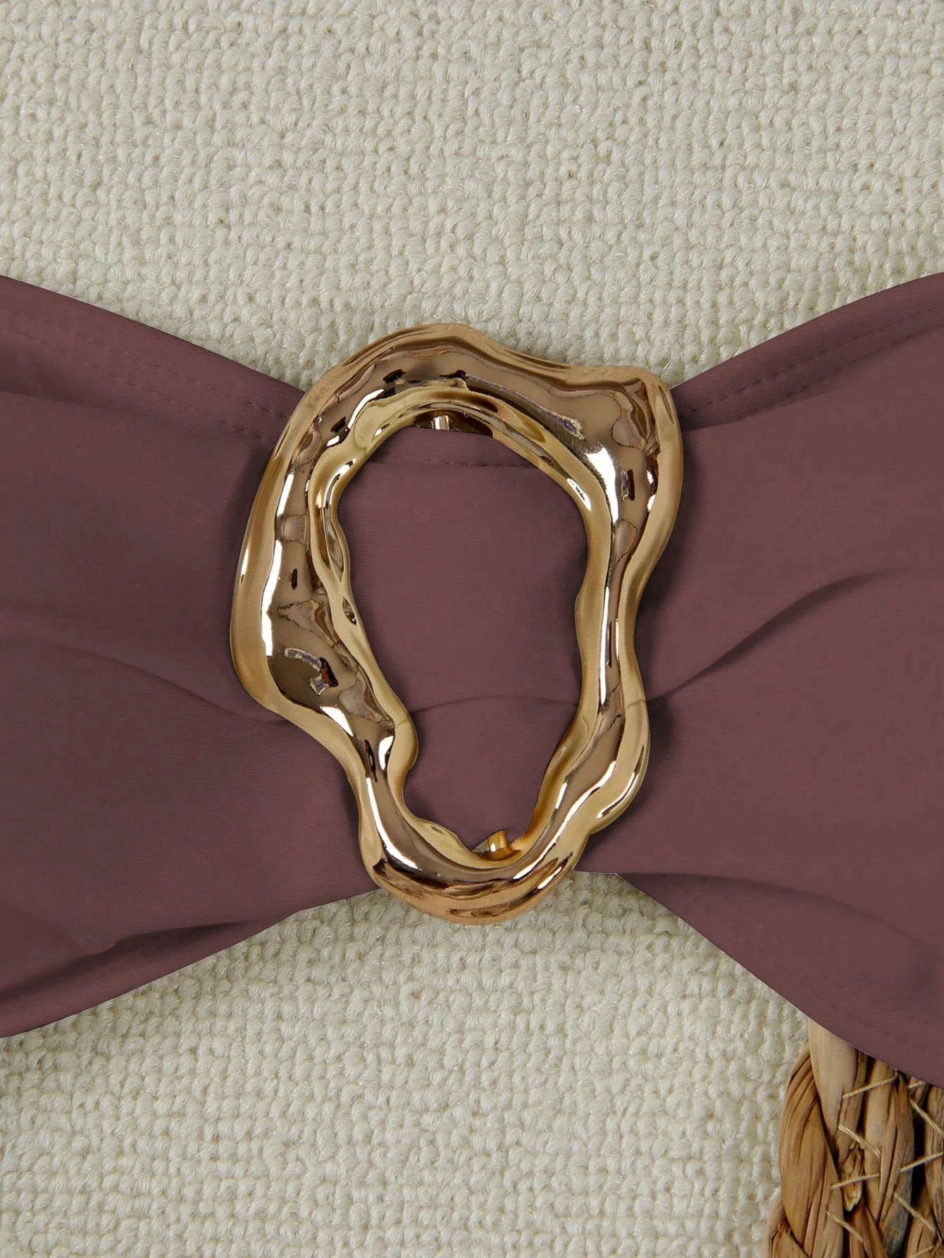 Biquíni Bandeau com Anel e Corte Alto