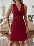 Vestido Midi Evasê Sem Mangas com Torção Frontal - La Lecce