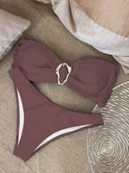 Biquíni Bandeau com Anel e Corte Alto