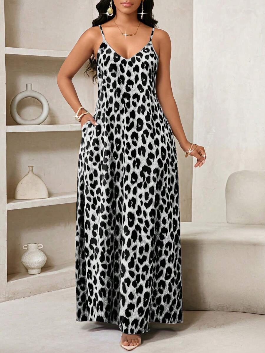 Vestido Longo Floral Decote V com Aplicação de Rosa 3D - La Lecce