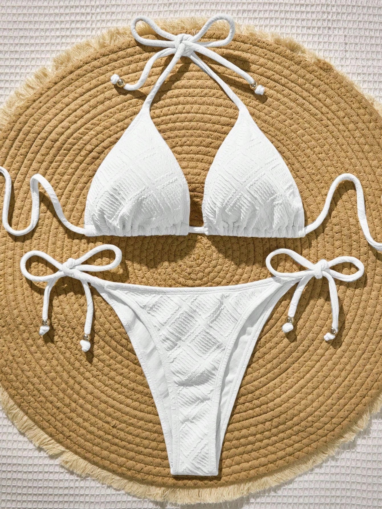 Biquíni Triangular com Nó e Tie Back