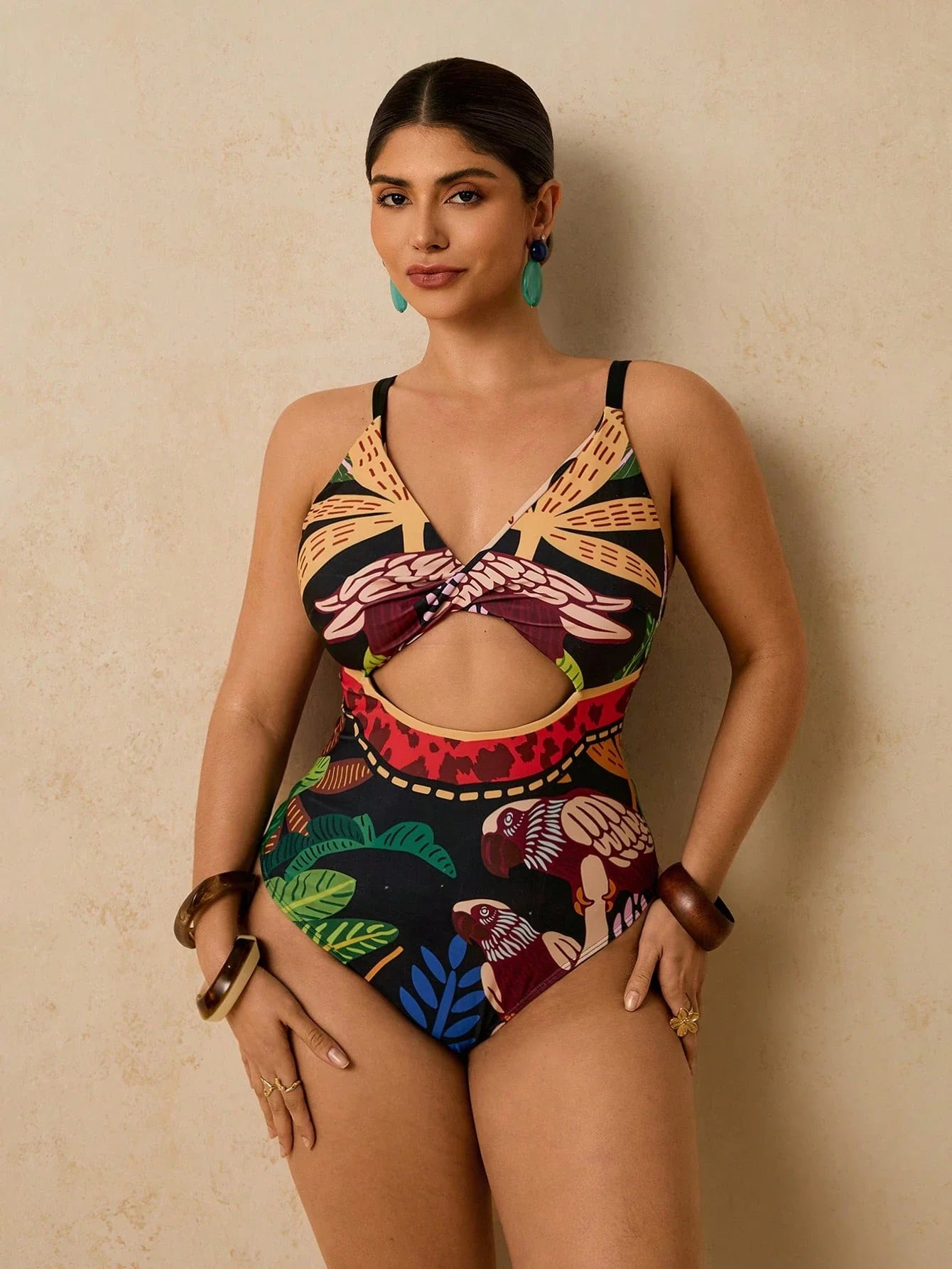 Maiô Plus Size Tropical com Ziguezague