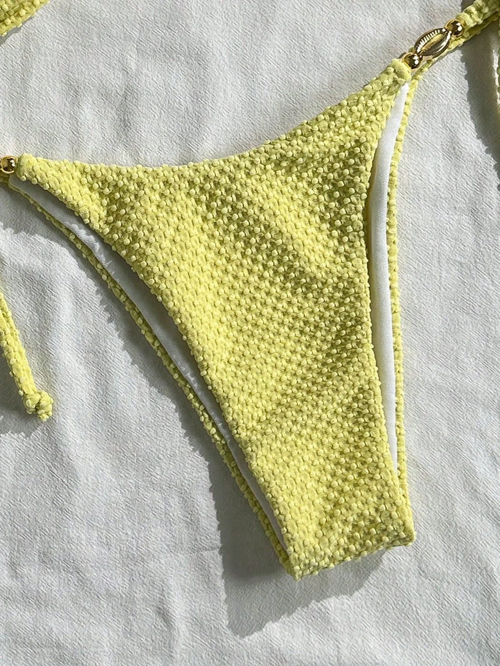 Biquíni Alças Finas com Tie Back e Nó Lateral
