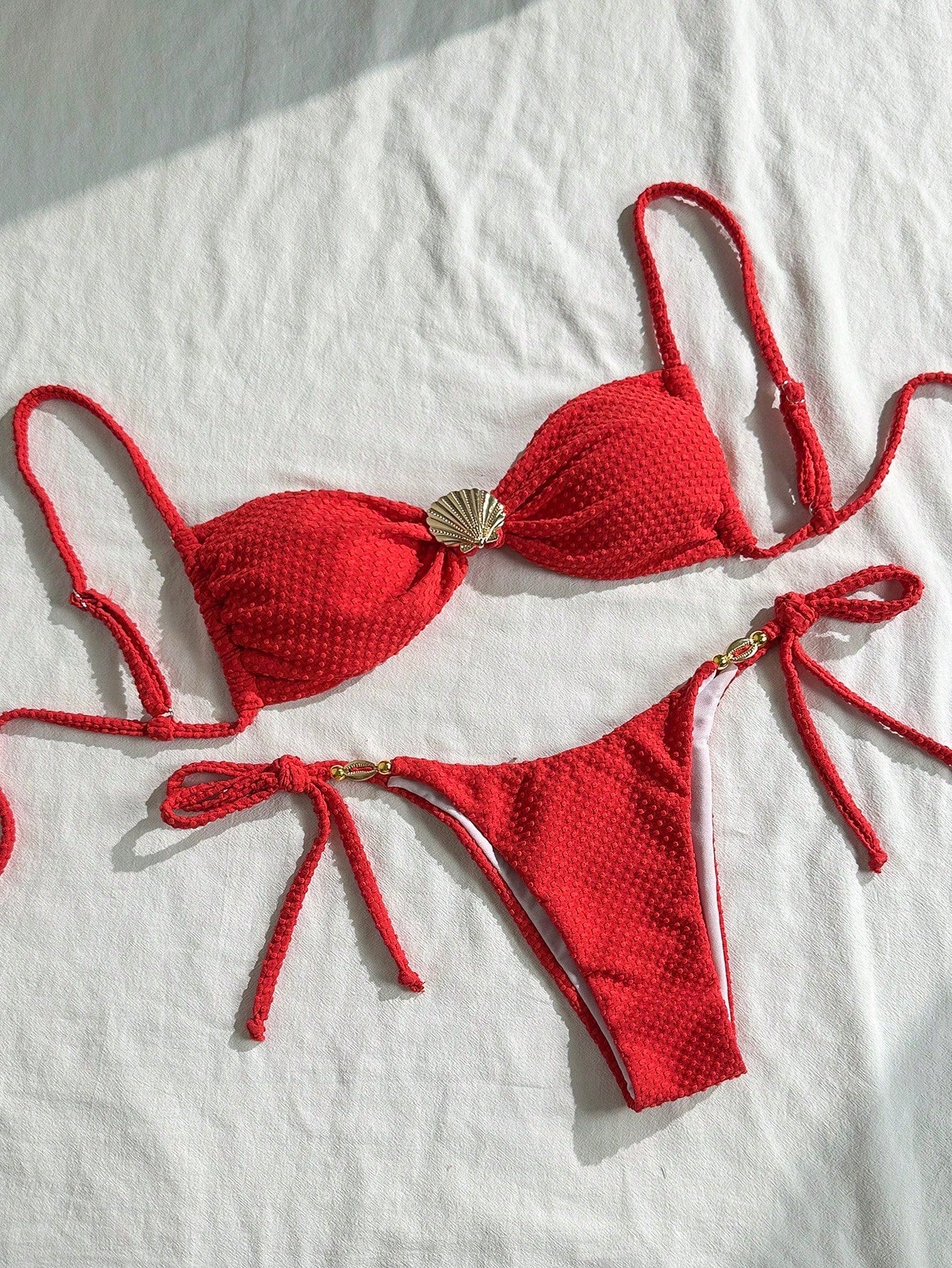 Biquíni Alças Finas com Tie Back e Nó Lateral