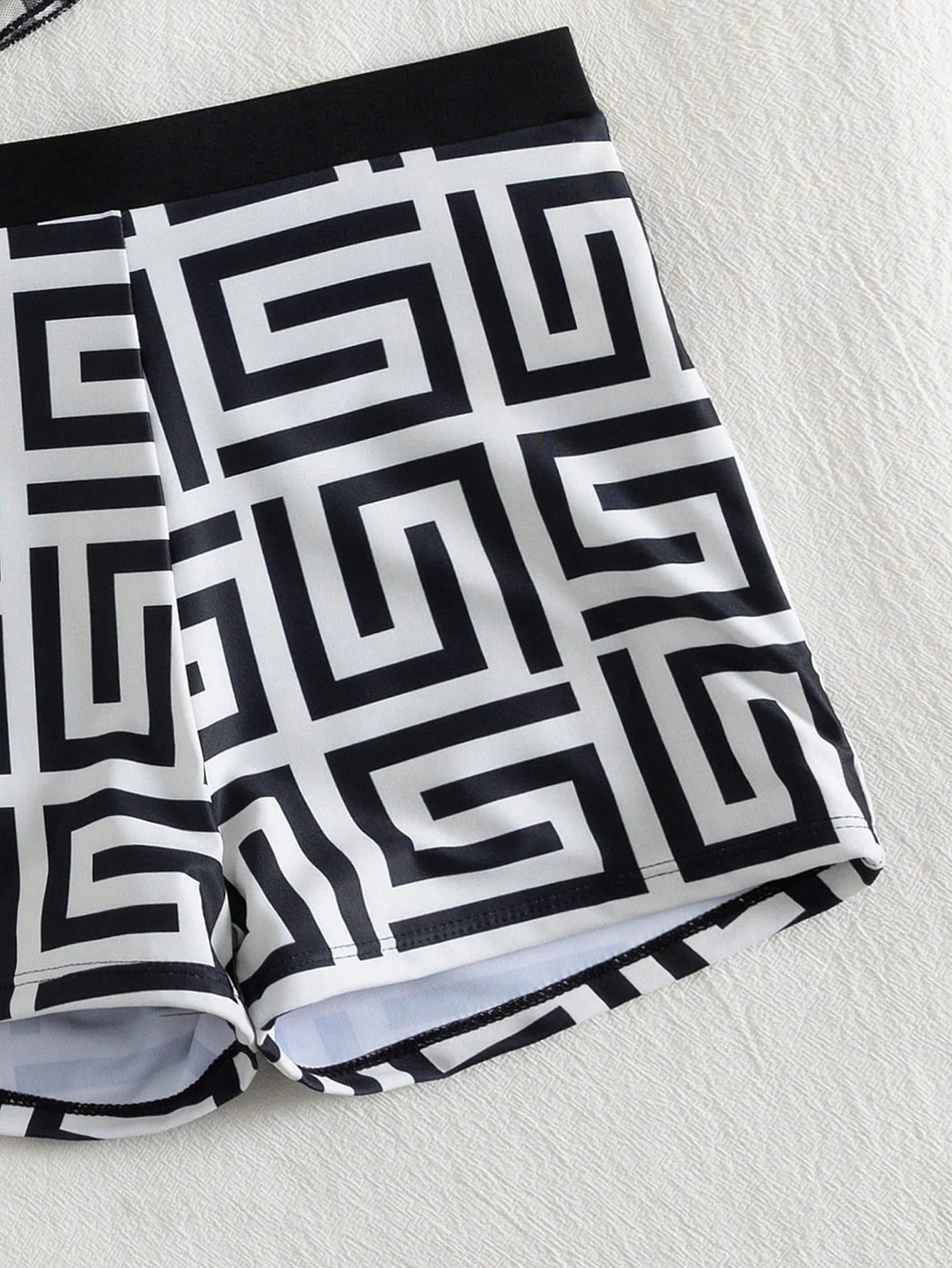 Conjunto de Biquíni 3 Peças Estampa Tropical