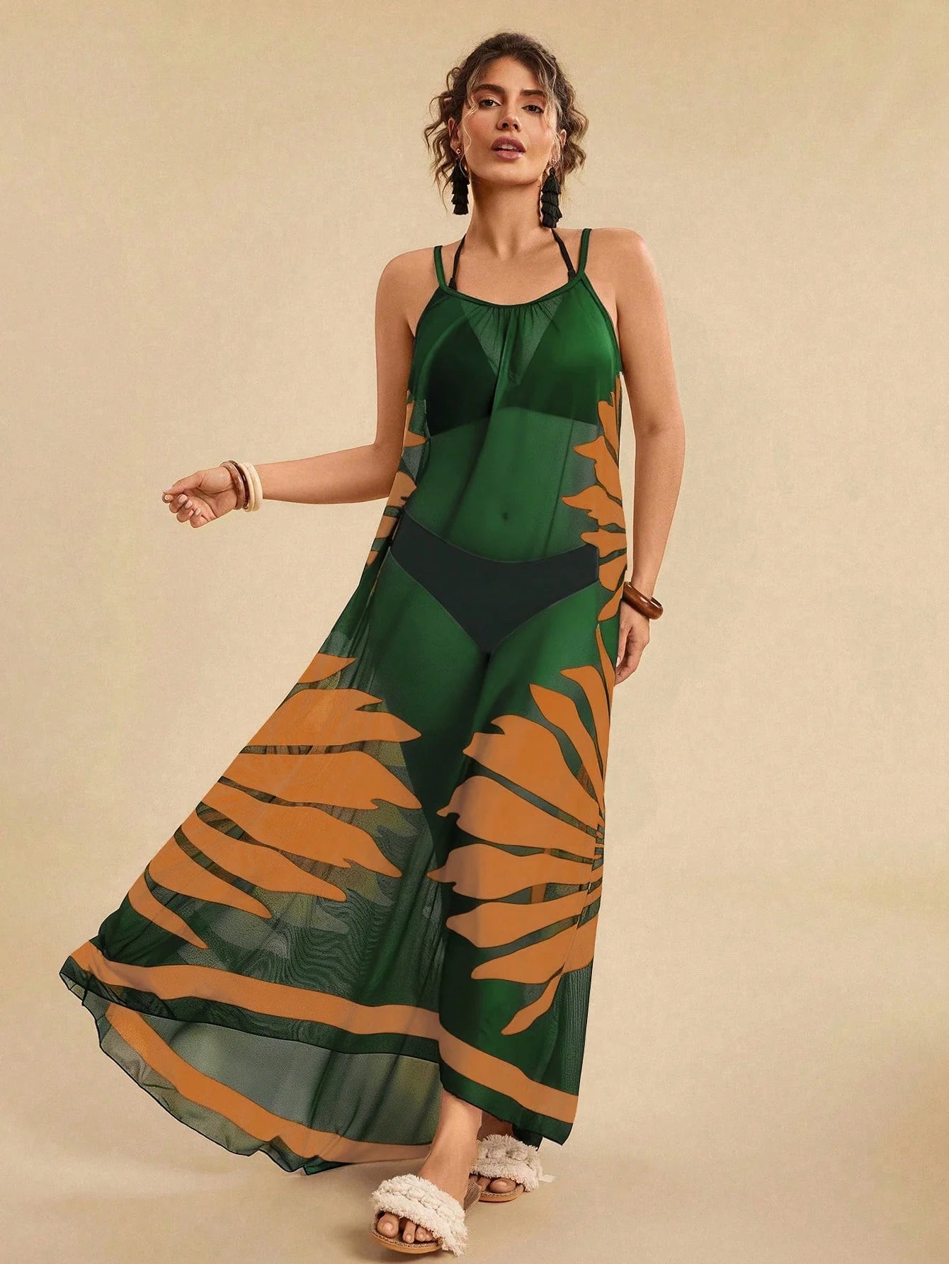 Saída de Praia Plus Size com Ziguezague