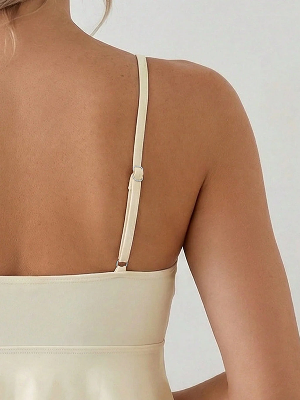 Tankini Enrugado com Babado e Alças Finas
