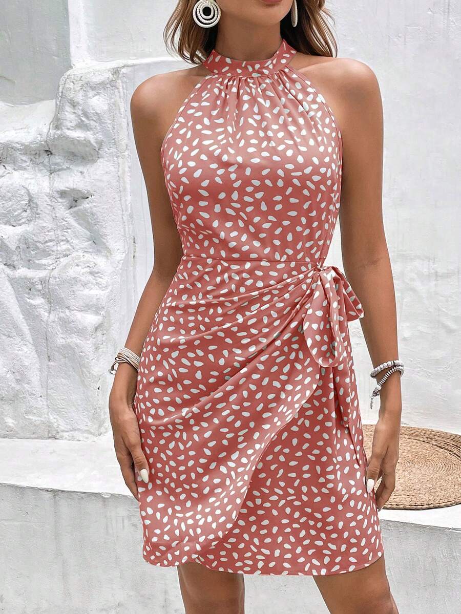Vestido Curto Estampado Frente Única com Nó e Bainha Assimétrica