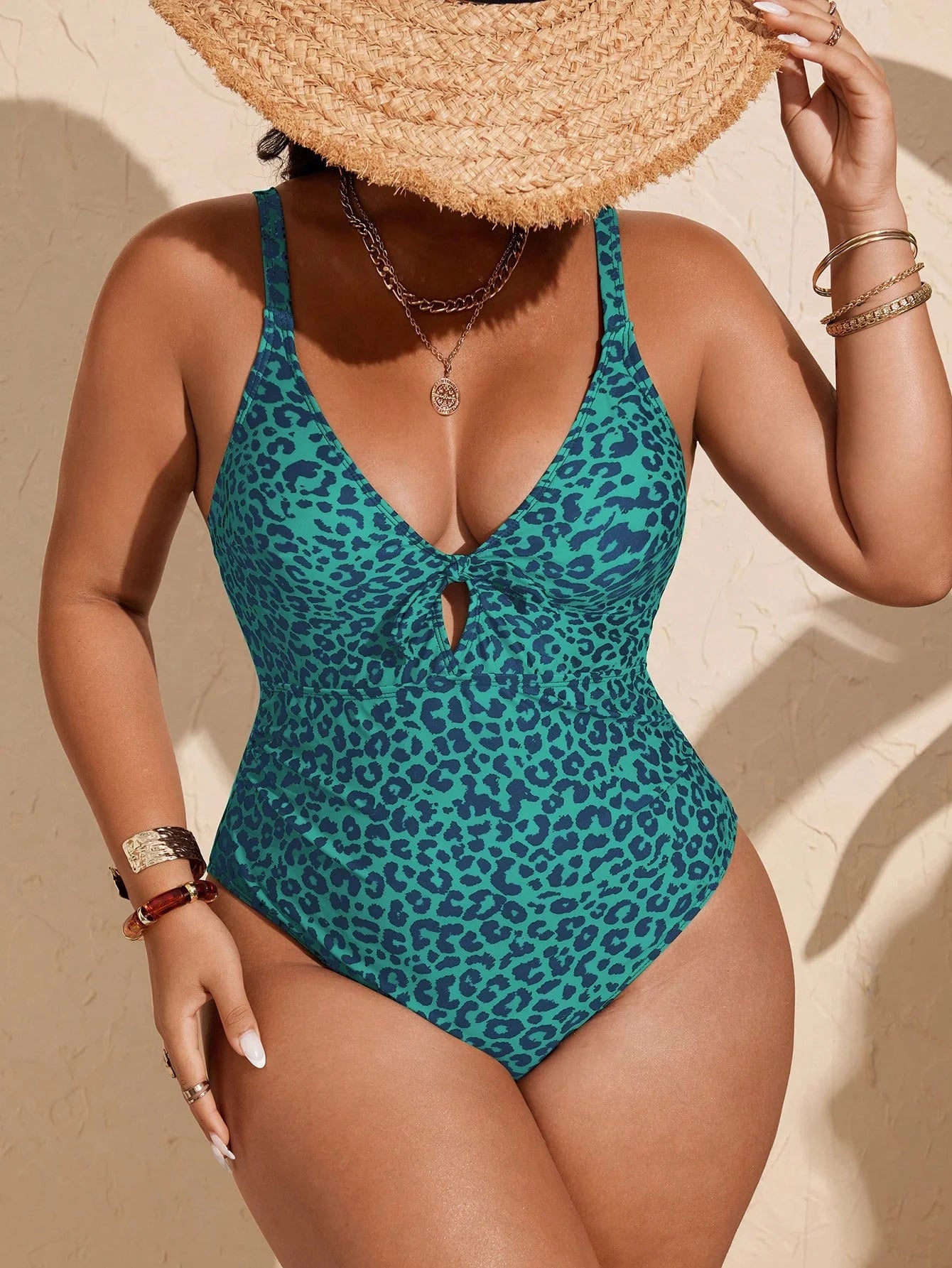 Maiô Plus Size Longo com Fivela