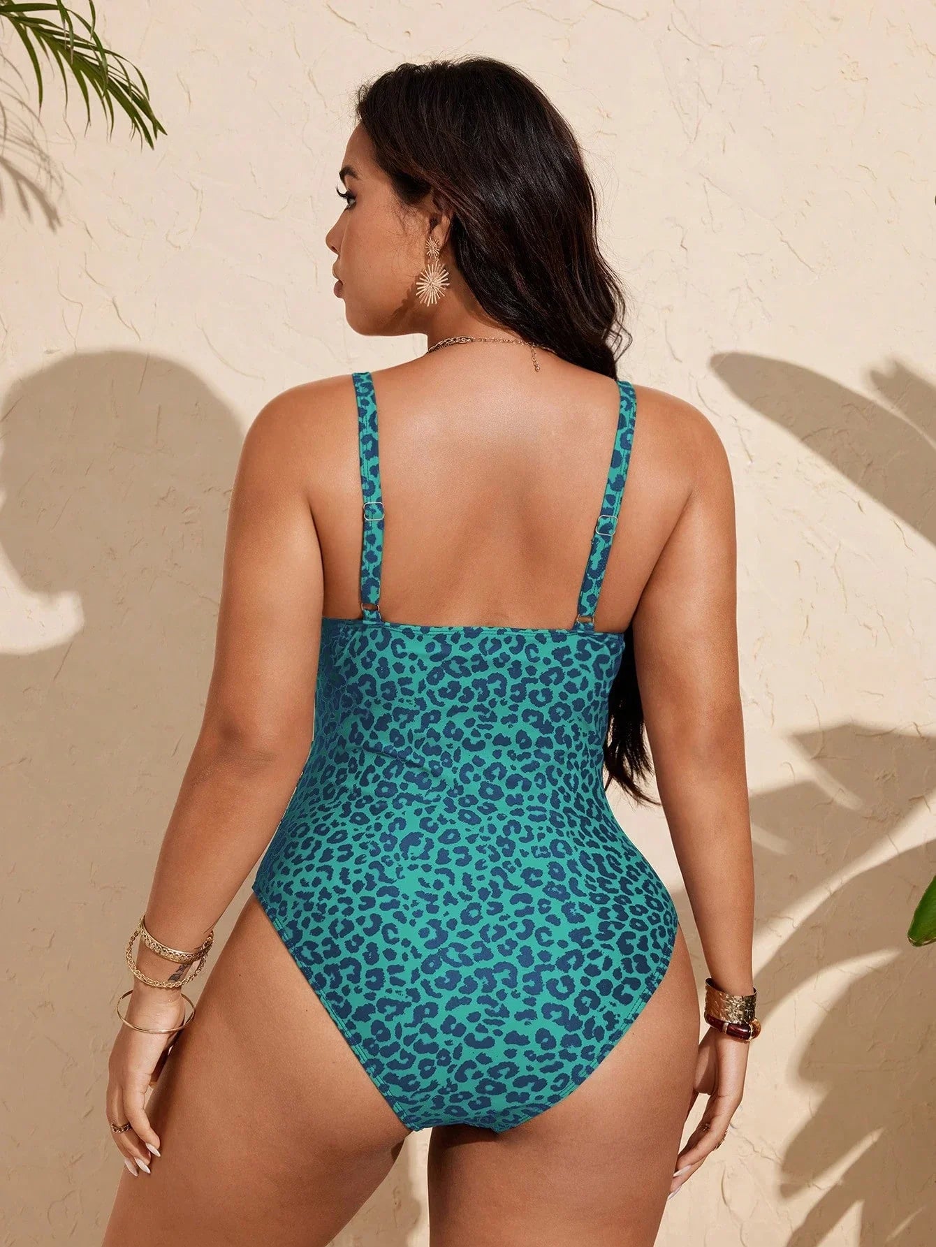 Maiô Plus Size Longo com Fivela