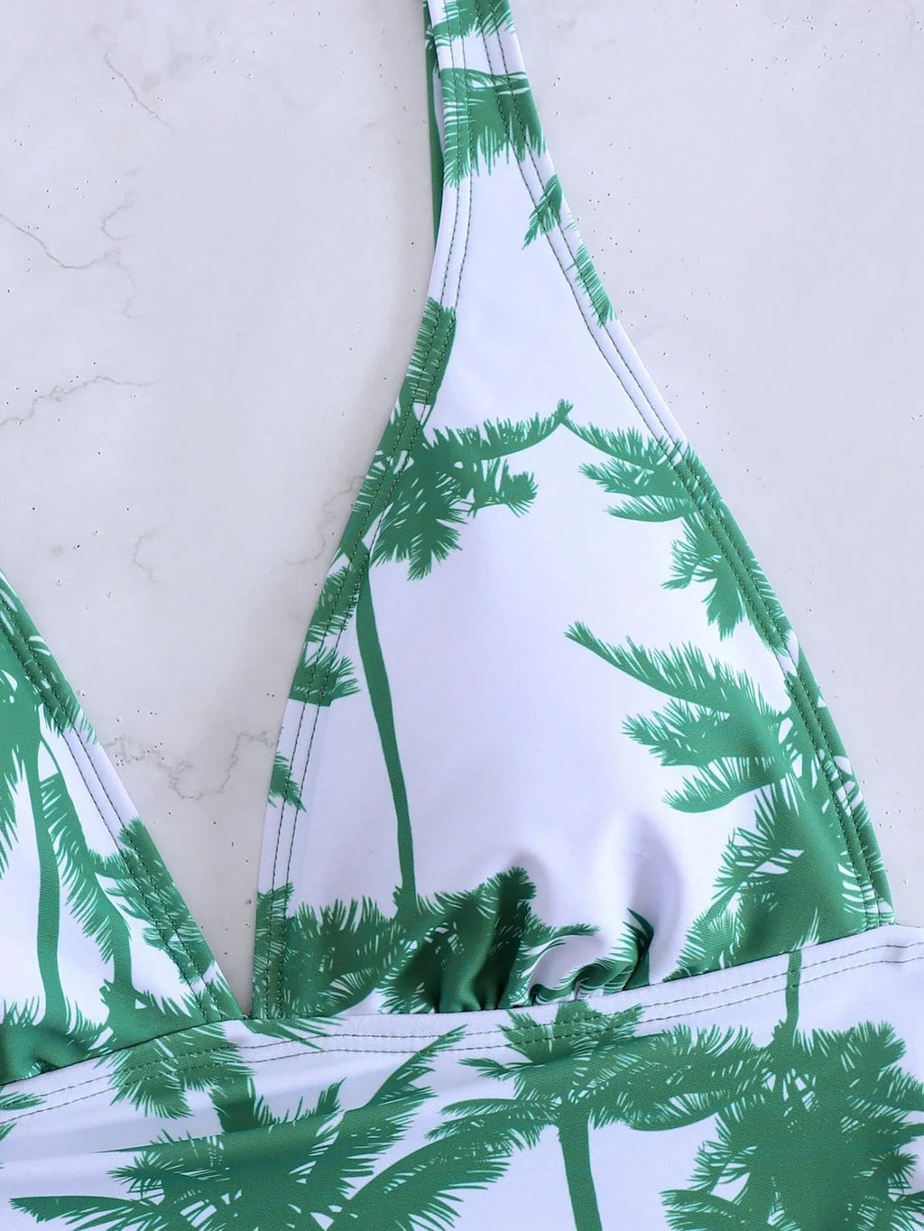 Tankini com Decote V e Costas Abertas
