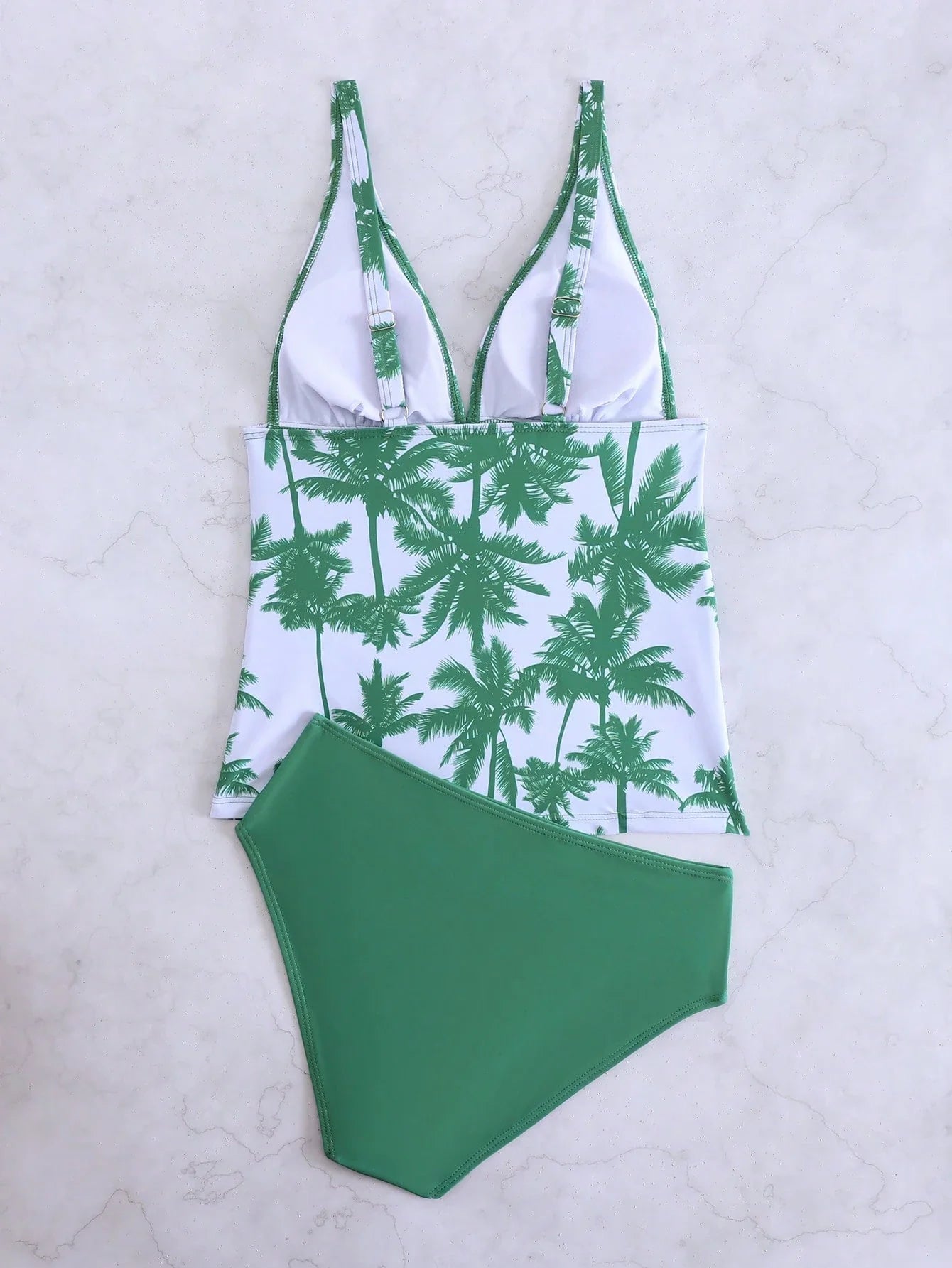 Tankini com Decote V e Costas Abertas