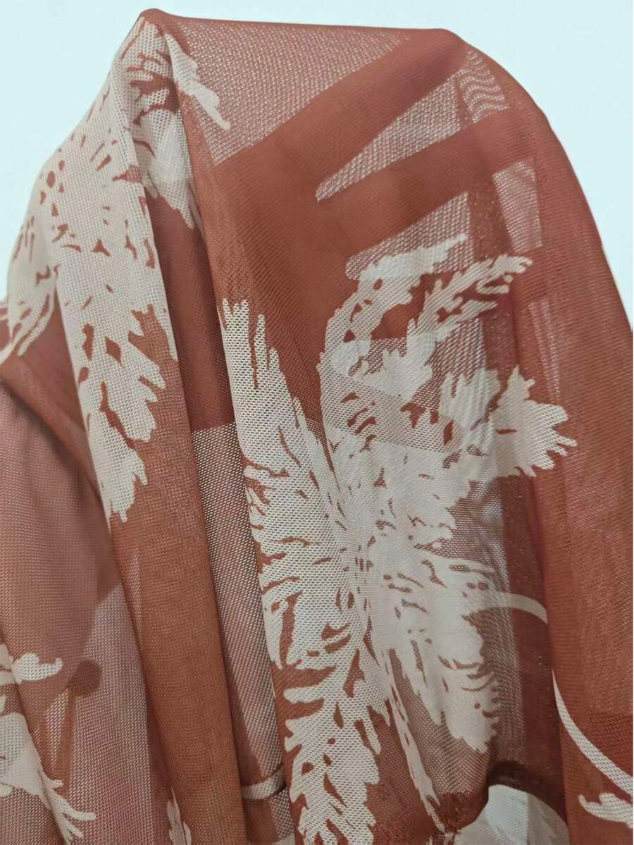 Conjunto de Praia 3 Peças com Kimono de Tela e Shorts Estampados