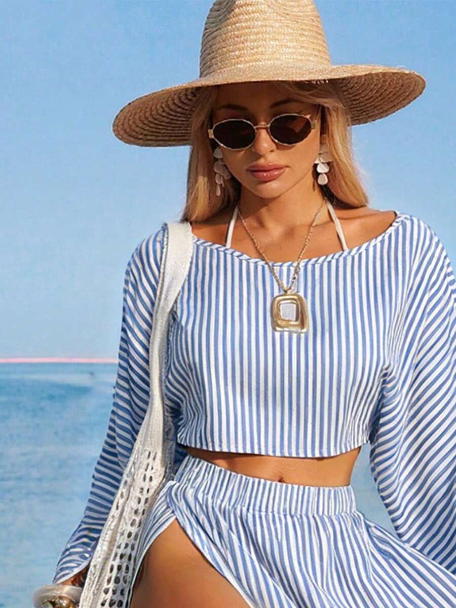 Conjunto de Praia 2 Peças com Cropped de Manga Longa e Saia com Fenda