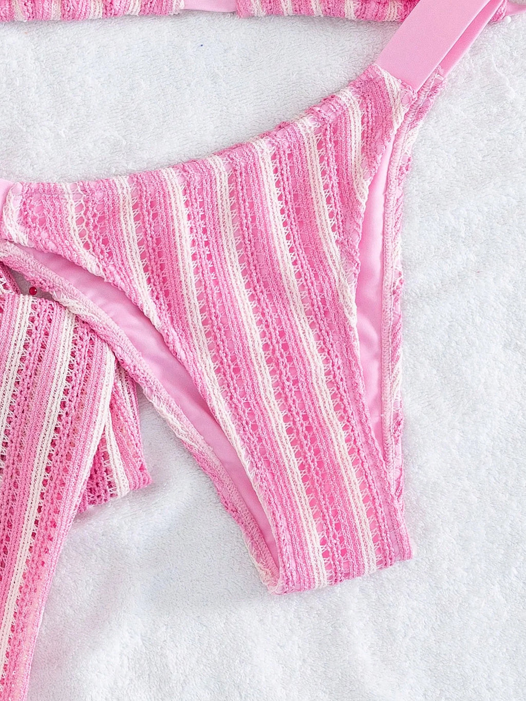 Conjunto de Biquíni 3 Peças Listrado com Top Frente-Única