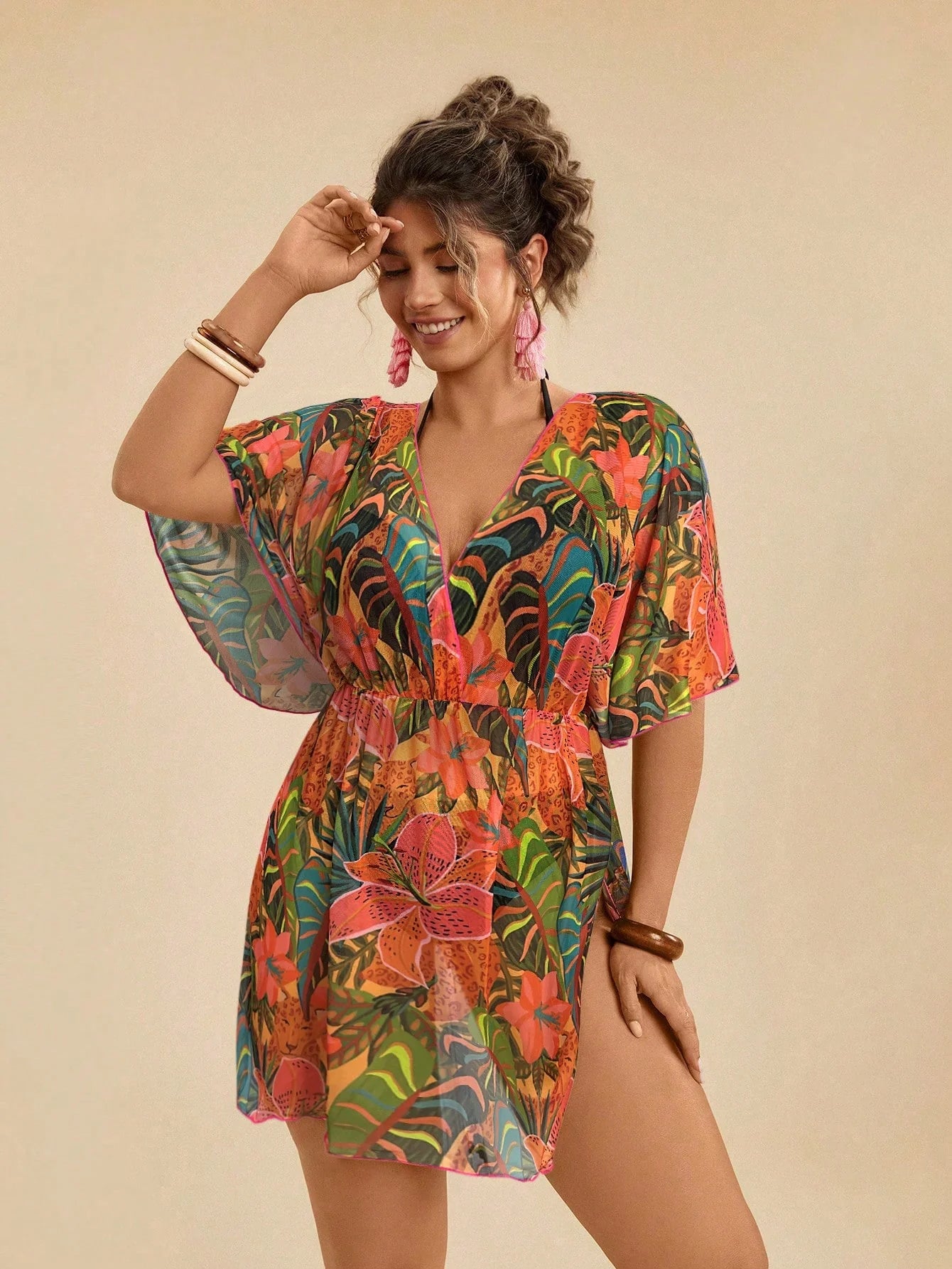 Saída de Praia Plus Size Tie Back