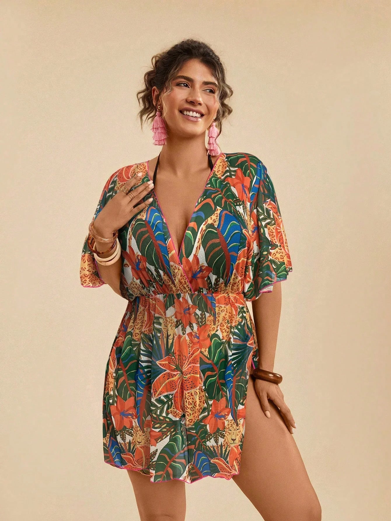Saída de Praia Plus Size Tie Back